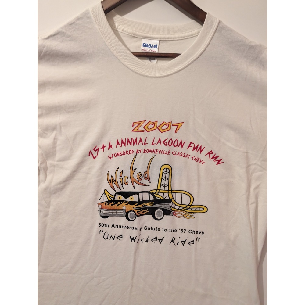 Gildan T-Shirt Mens L White Excellent 2007 Lagoon Fun Run 57 Chevy Graphic Tee